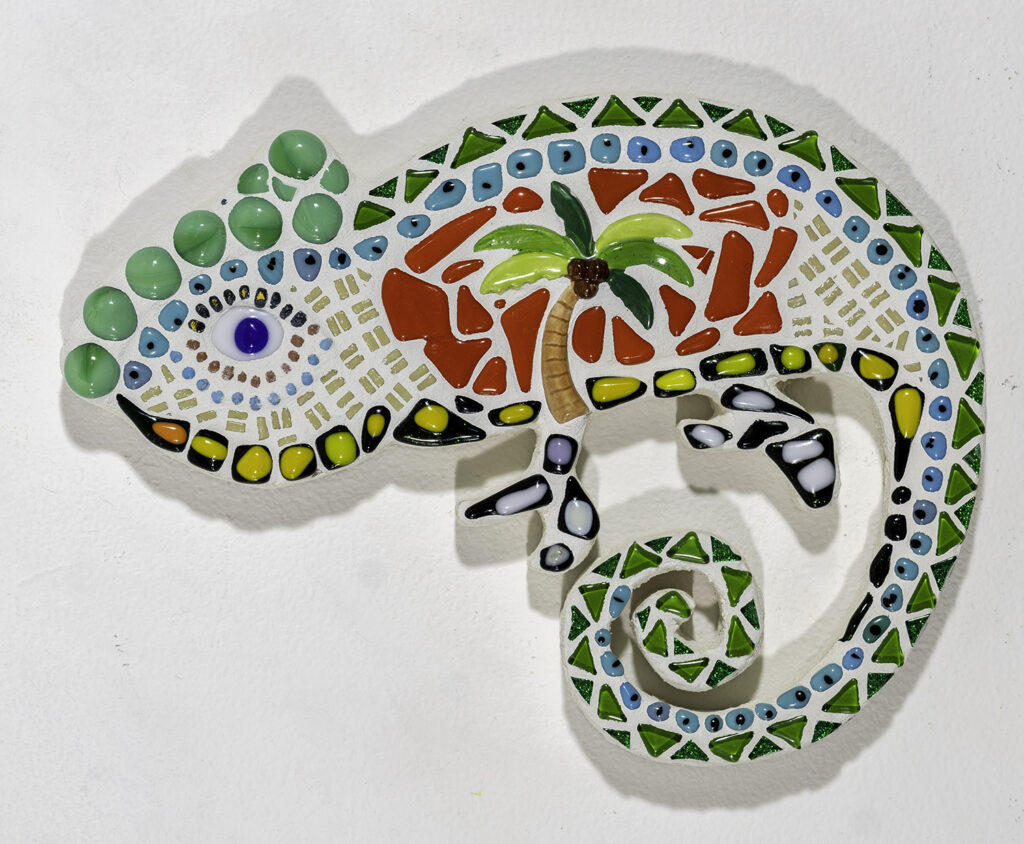 JUNE WATERMAN - Garry the Gecko - Glass Mosaic Pieces, Grout, Wood - 10 x 12 x 1 - NFS